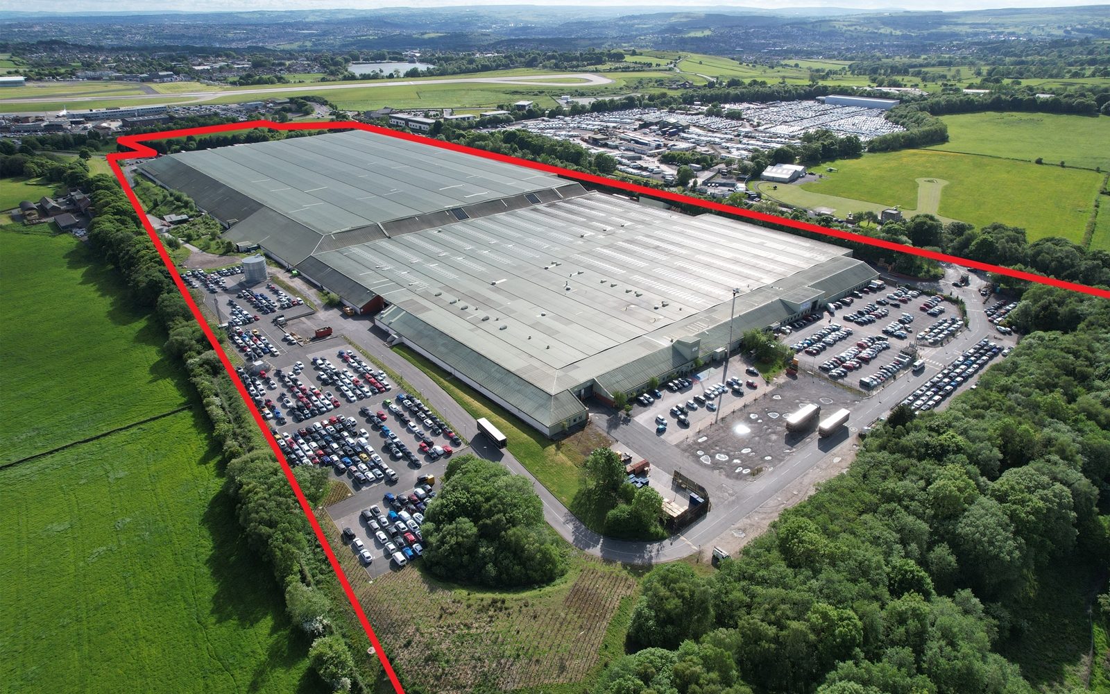 ﻿Sale of major Leeds Bradford industrial estate takes…