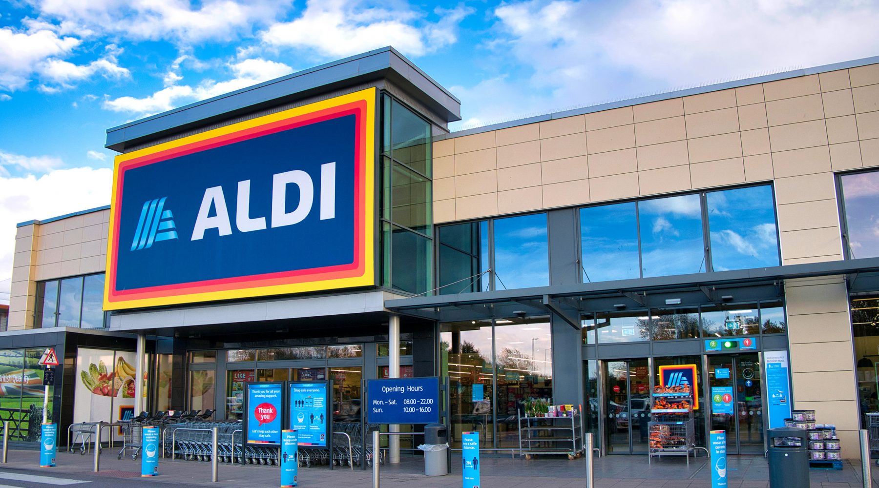 Aldi in Yorkshire jobs push as busy Christmas nears Bradford Means