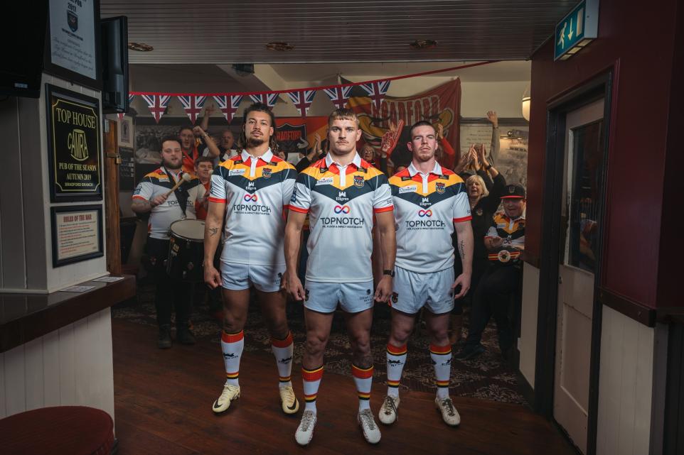 Bradford Bulls unveil striking home kit as club…