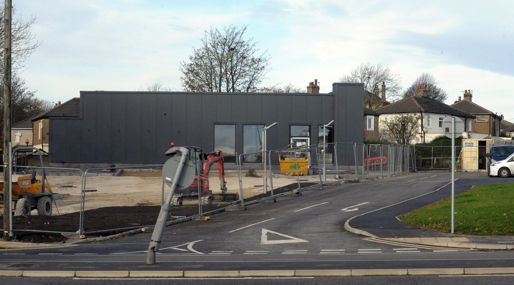 Residents fear Dunkin’ Donuts drive-through is too close…