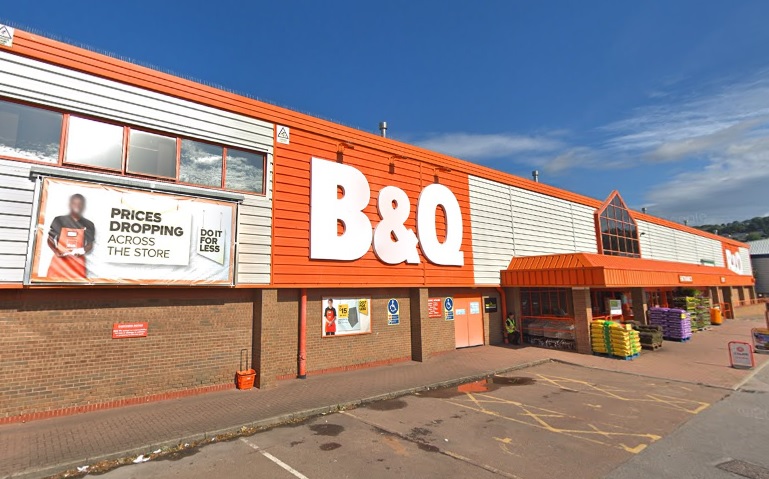 B&Q to return Covid business rates relief worth tens of millions