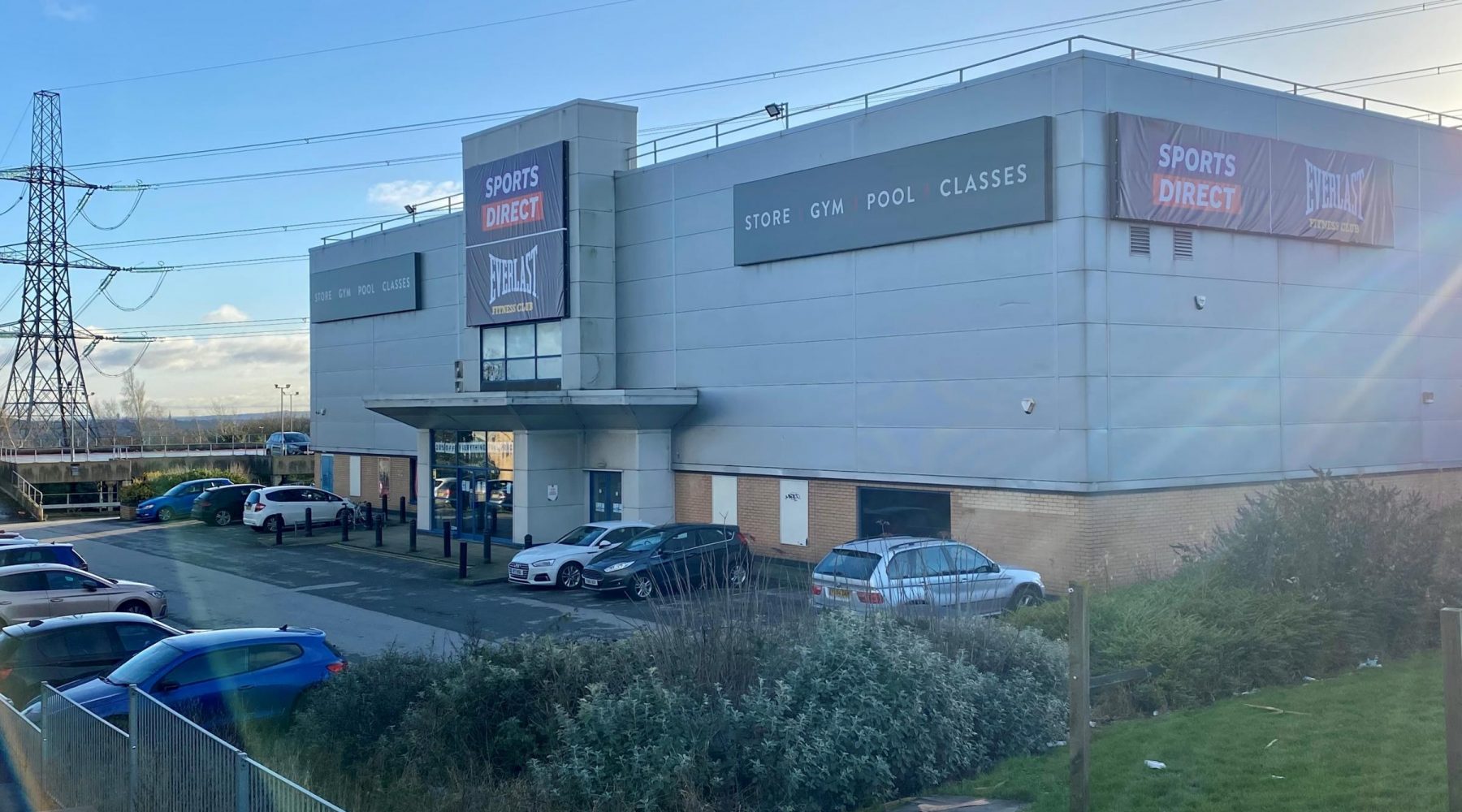 Sports Direct store finally open after four month…