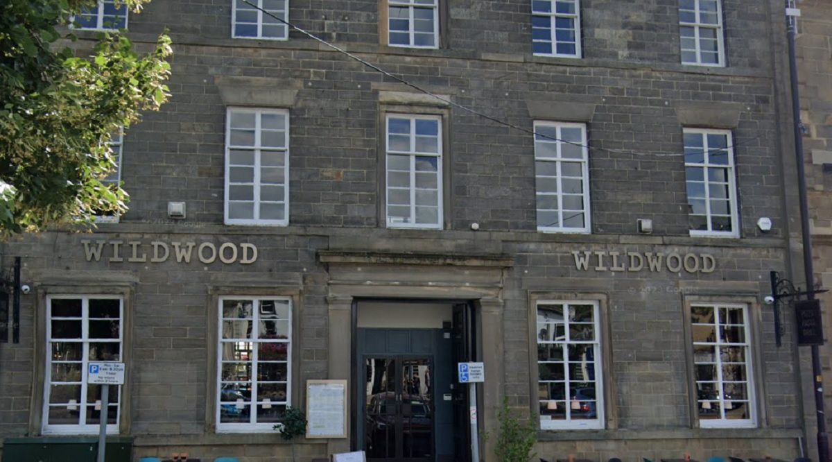 Town centre restaurant closes its doors unexpectedly