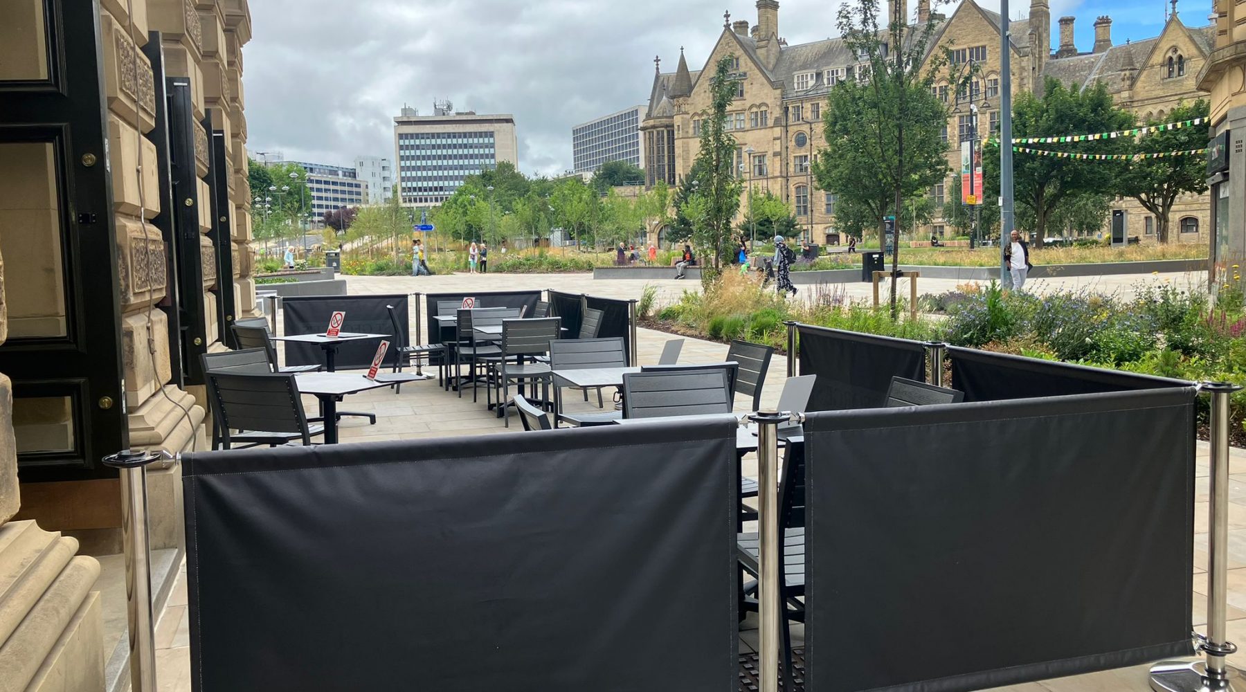 St George’s Hall brings outdoor seating area to…