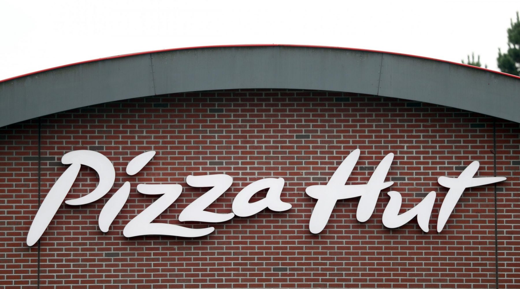 Pizza Hut to shut 68 restaurants after firm…