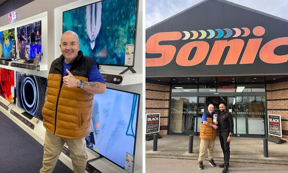 Darts legend calls into large Bradford retailer to…