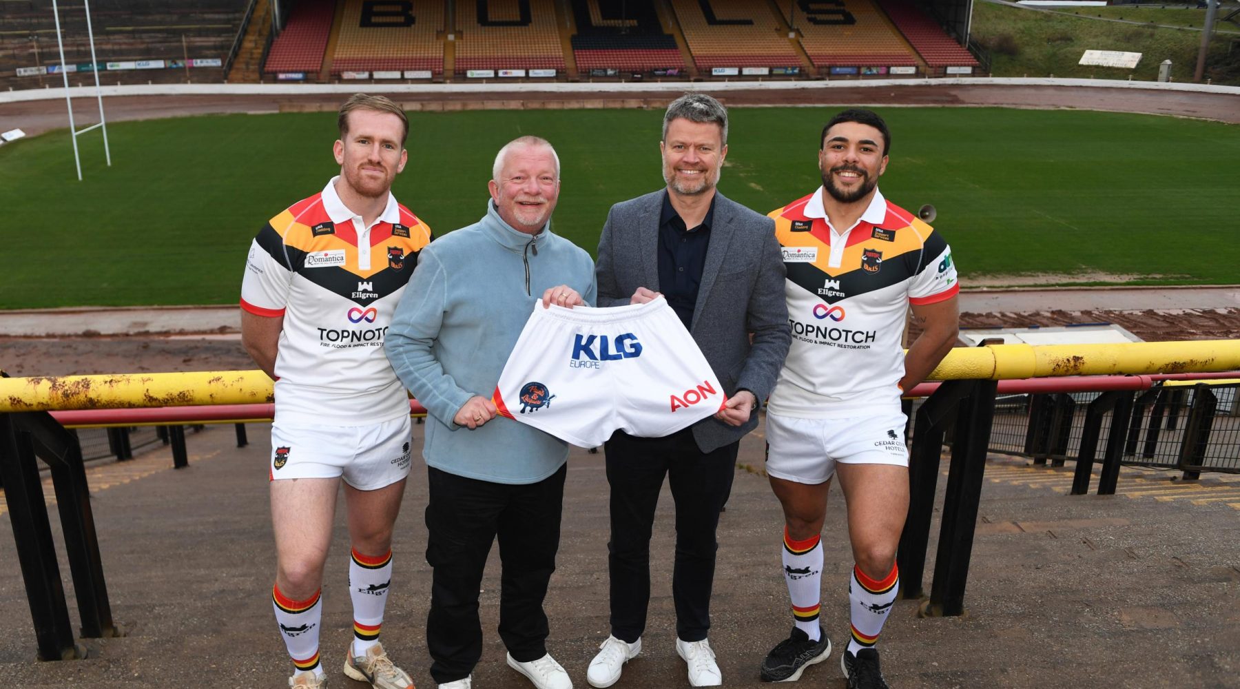 Sponsorship deal renewed in celebration of rugby team’s…