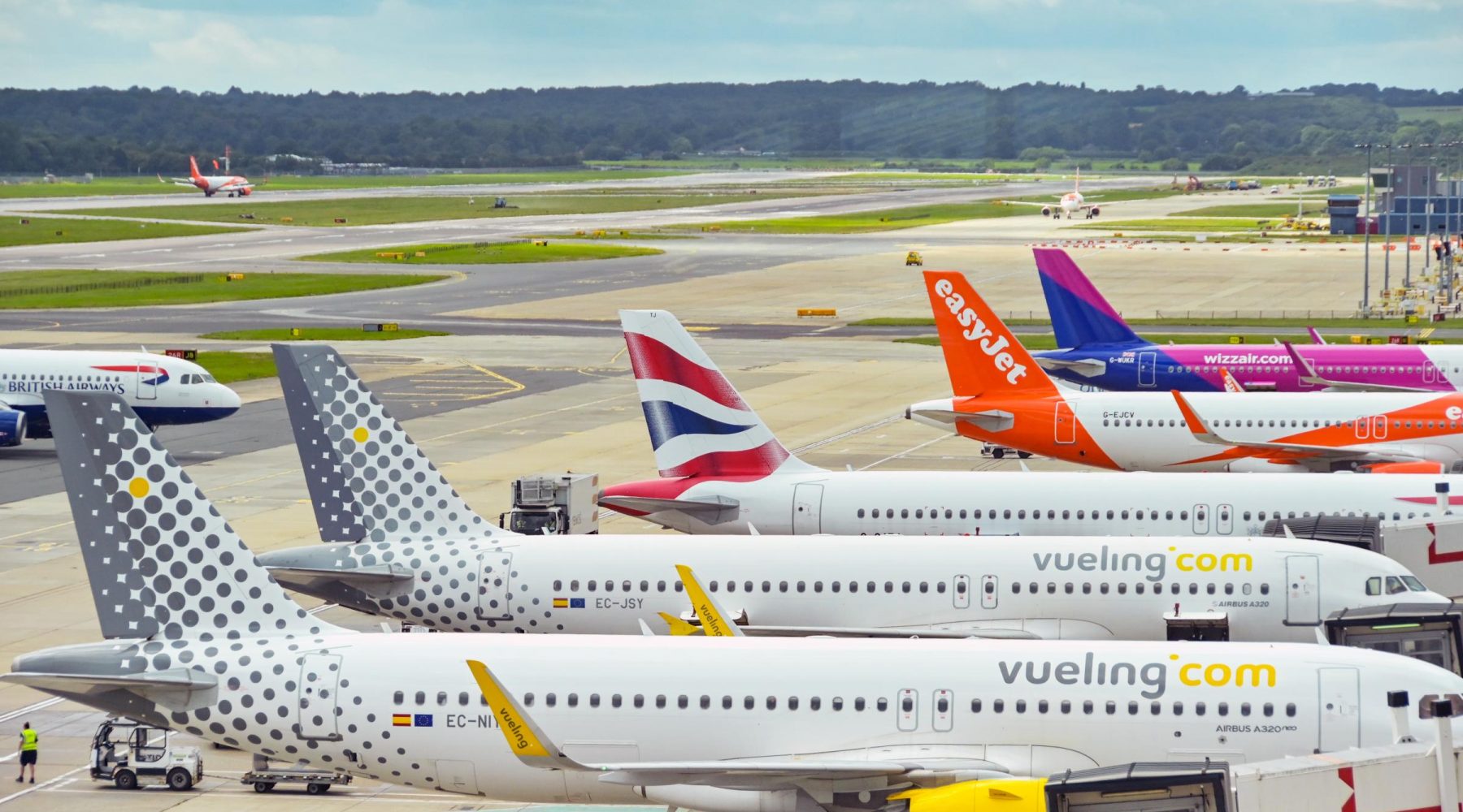‘World-first’ UK airline enters liquidation with all planned…