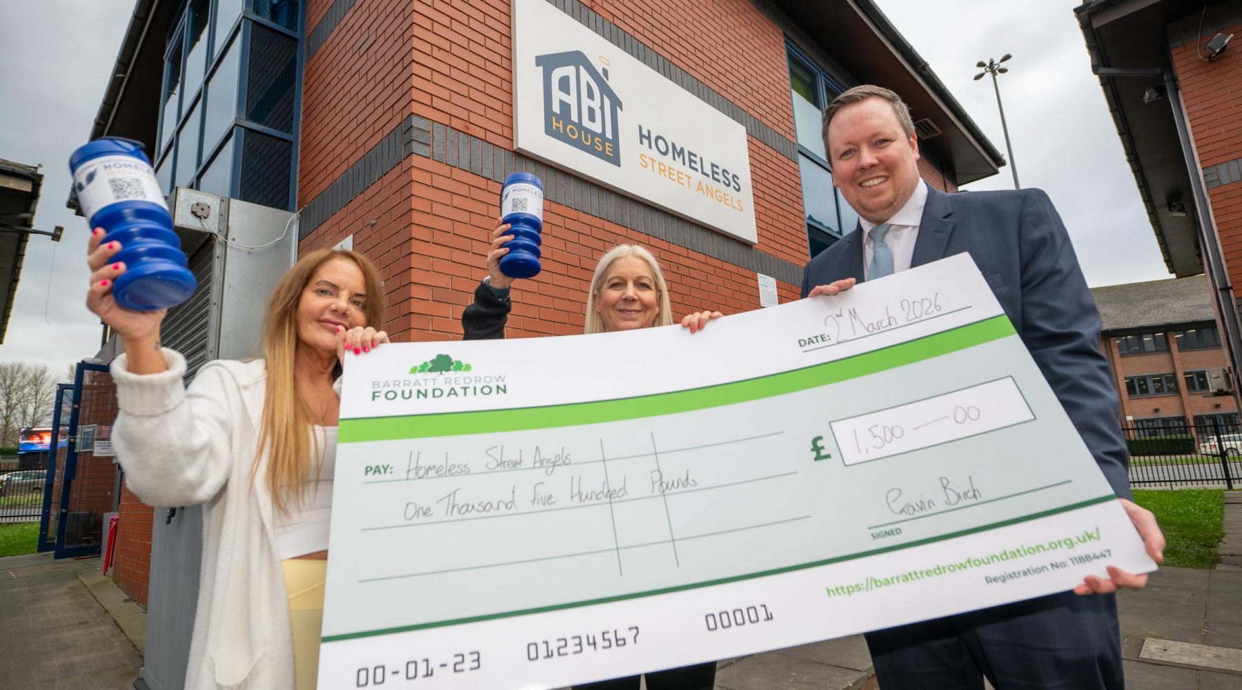 West Yorkshire charity handed £1,500 donation supporting homeless&hellip;