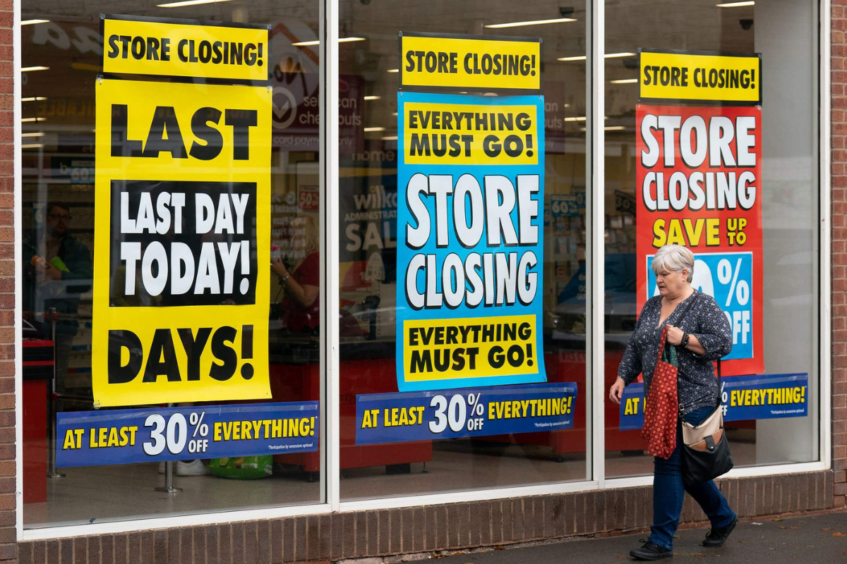 Major fashion retailer begins closing all remaining 37…