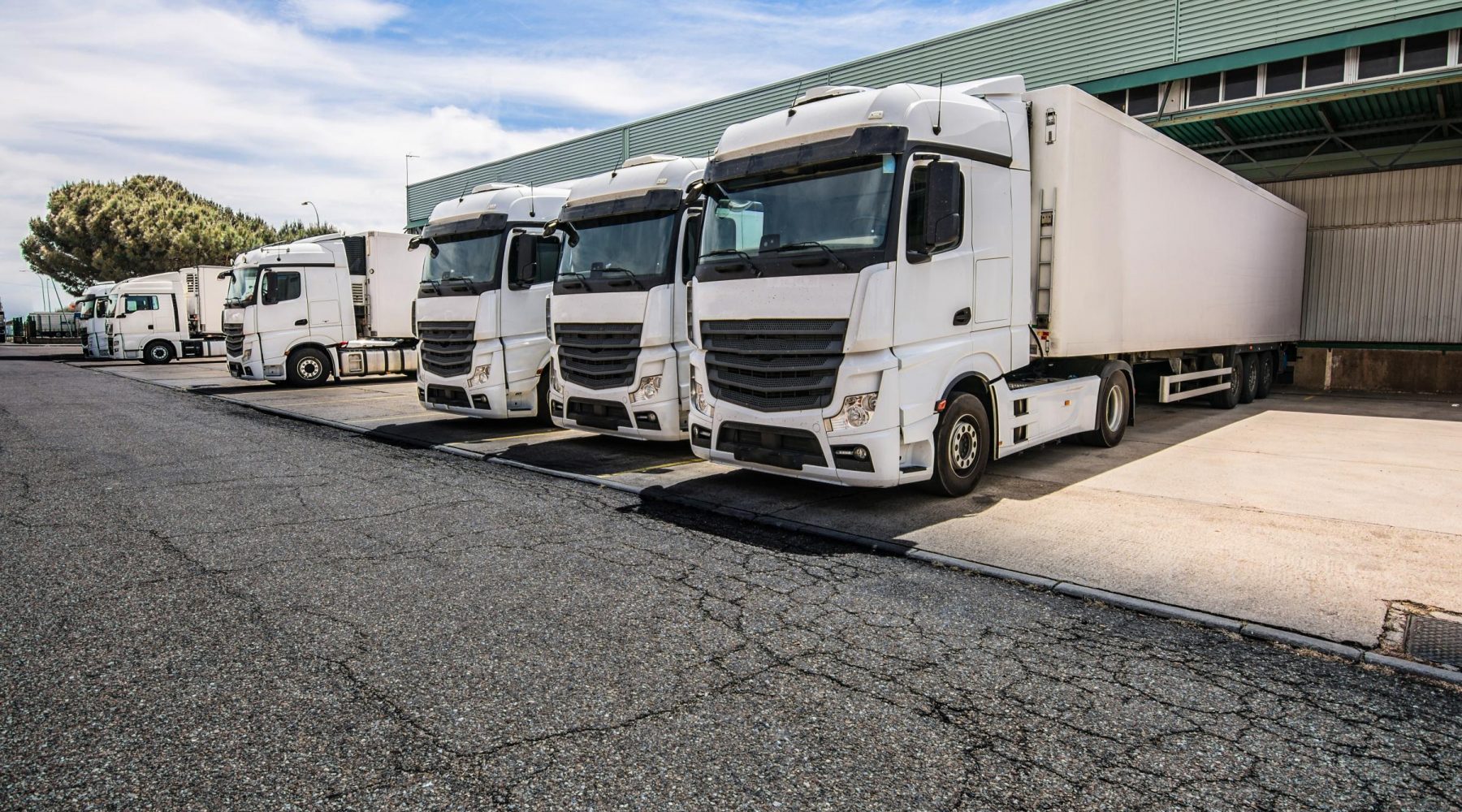 ‘High-quality’ UK transport and storage company enters administration…
