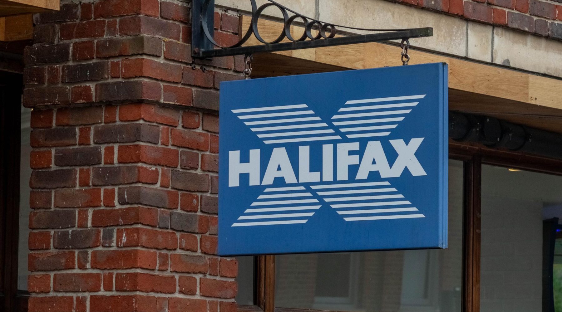 Halifax app starts disappearing today as Bradford customers…