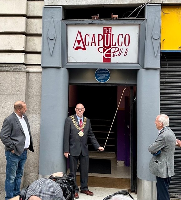 UK’s ‘oldest nightclub’ in Halifax honoured with historic…