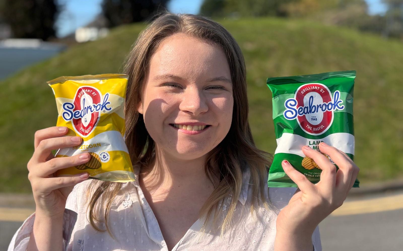 We tried Seabrook’s returning fan-favourite flavours as 4…