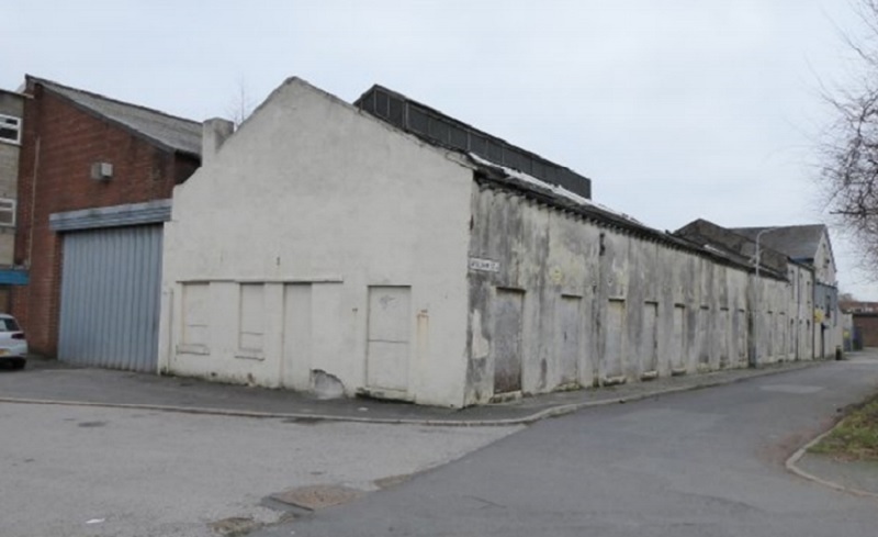 Plans to refurbish fire damaged warehouse